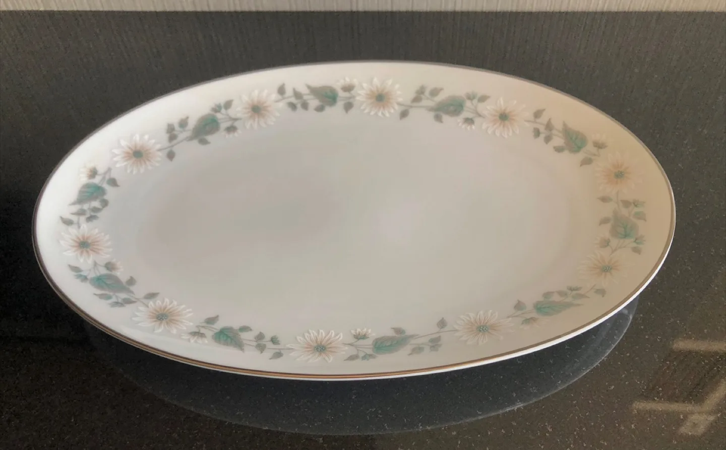 NEW HOLIDAY SERVING DISH MID CENTURY MODERN NORITAKE PATTERN image indicator(5)