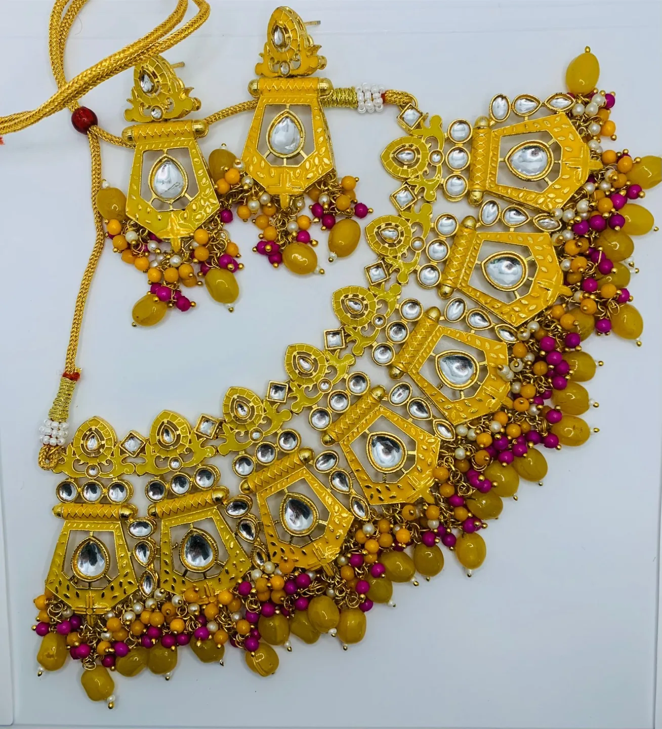 Stunning Necklace Set image indicator(7)