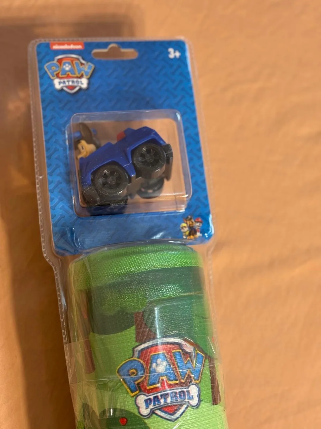 🥕Brand new Toy: MegaMat with Vehicles image indicator(3)