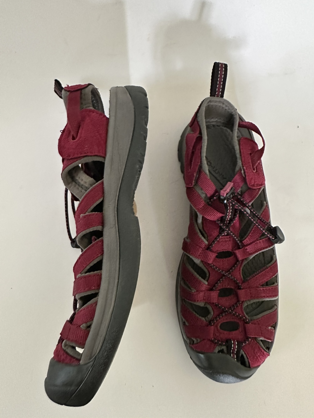 Keen burgundy sandals  Size 8.5 - photo 2