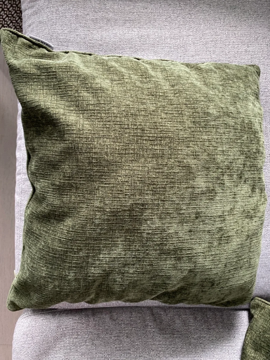 Urban Barn Green Cushion Set image indicator(3)