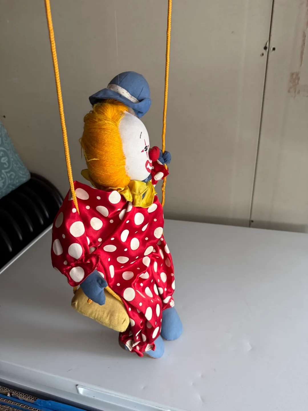 Vintage Clown on Swing 🥕 image indicator(5)