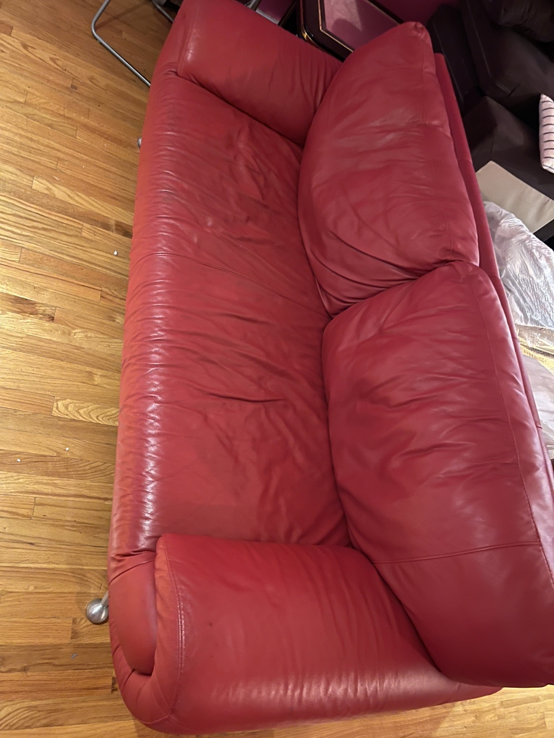 Red Leather Sofa - photo 4