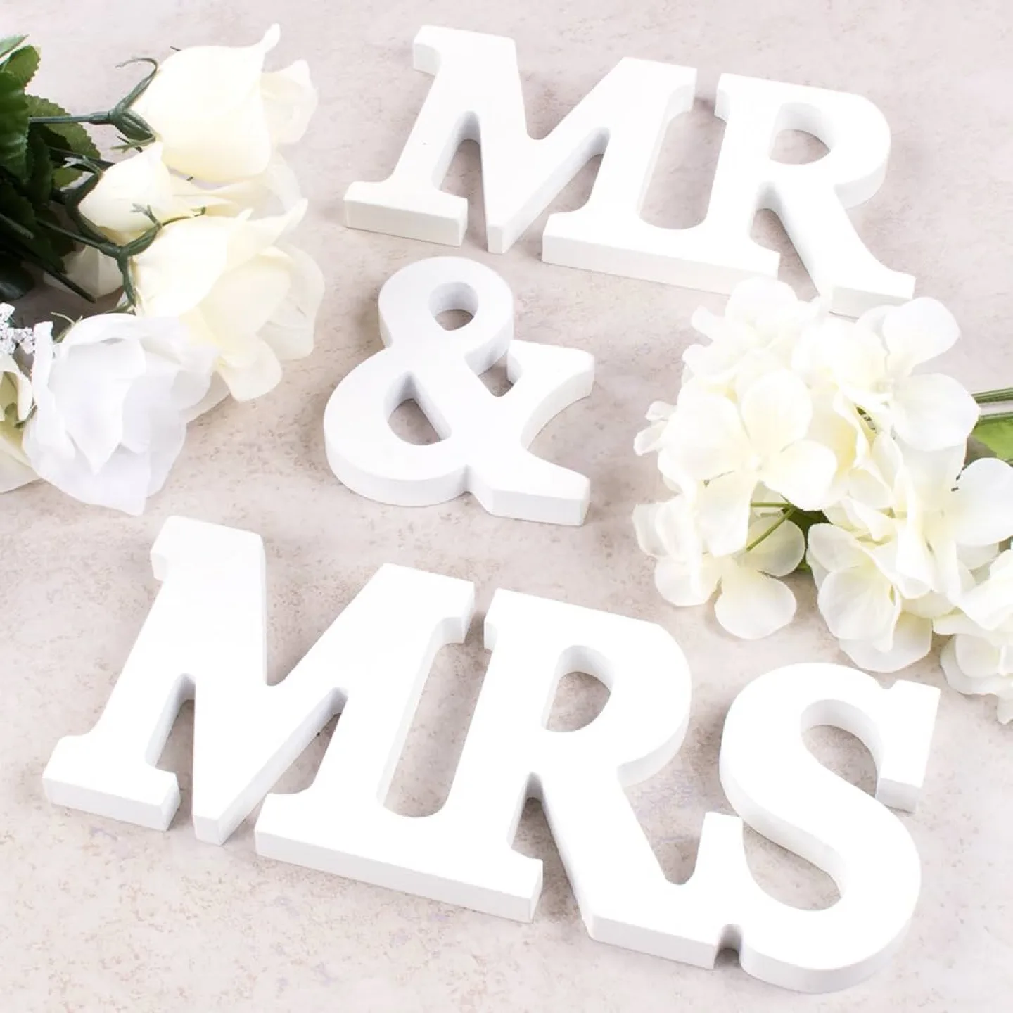 Mr & Mrs Wedding Décor Letters thumbnail