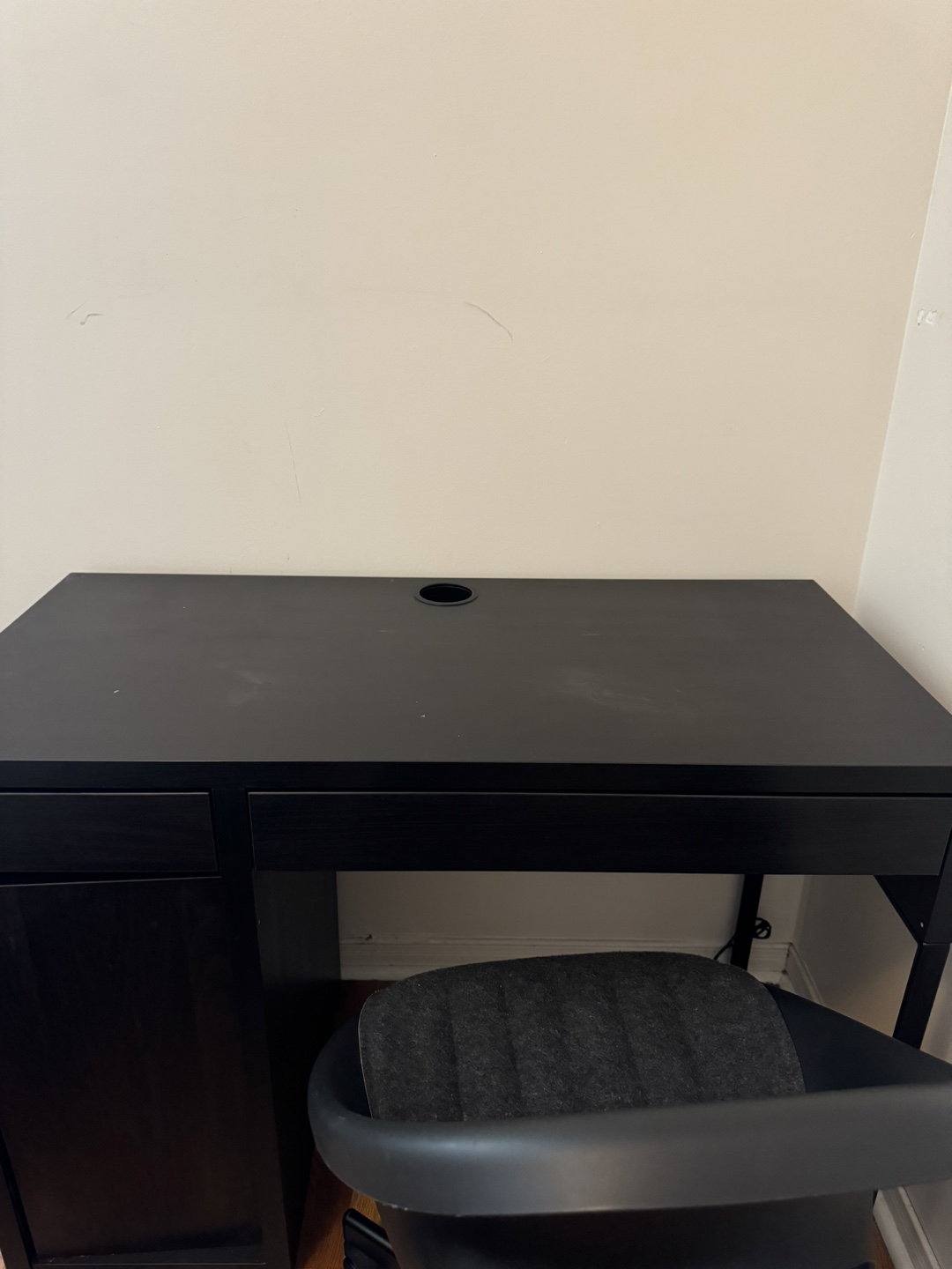Ikea Black Desk and Chair Set - photo 2