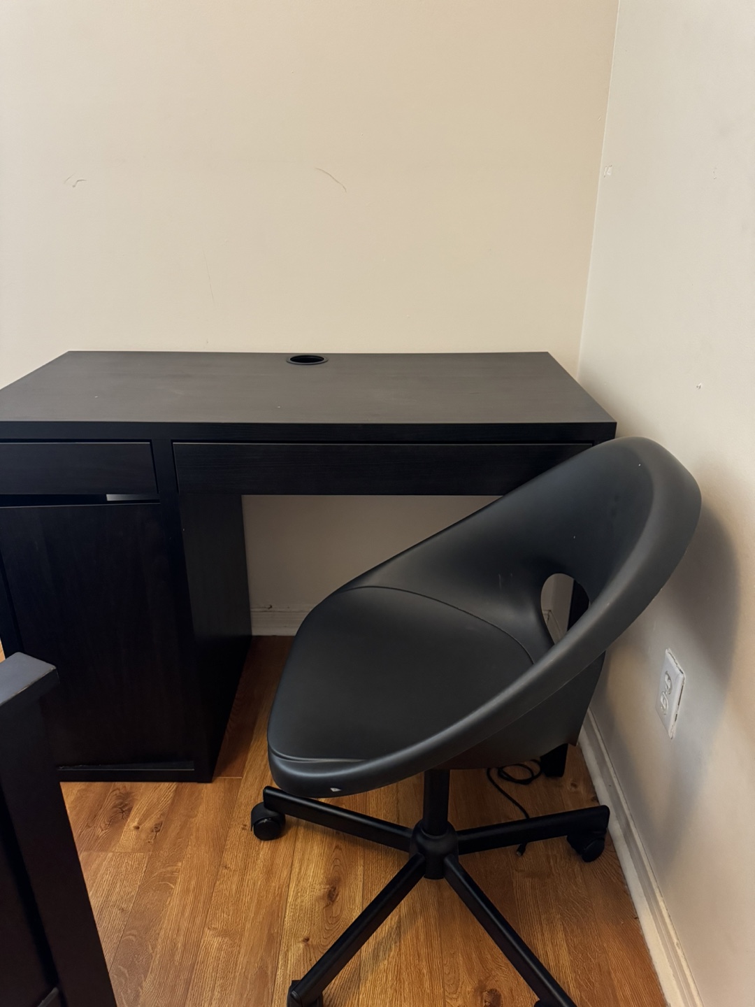 Ikea Black Desk and Chair Set - photo 3