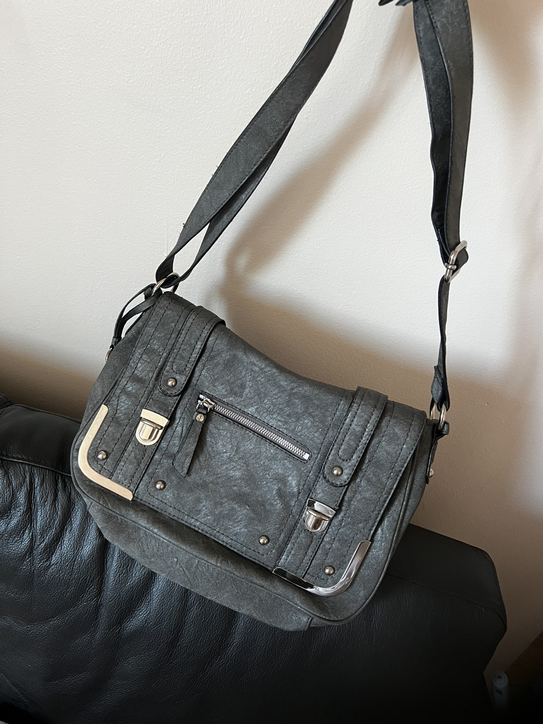 Stylish Grey Crossbody Bag