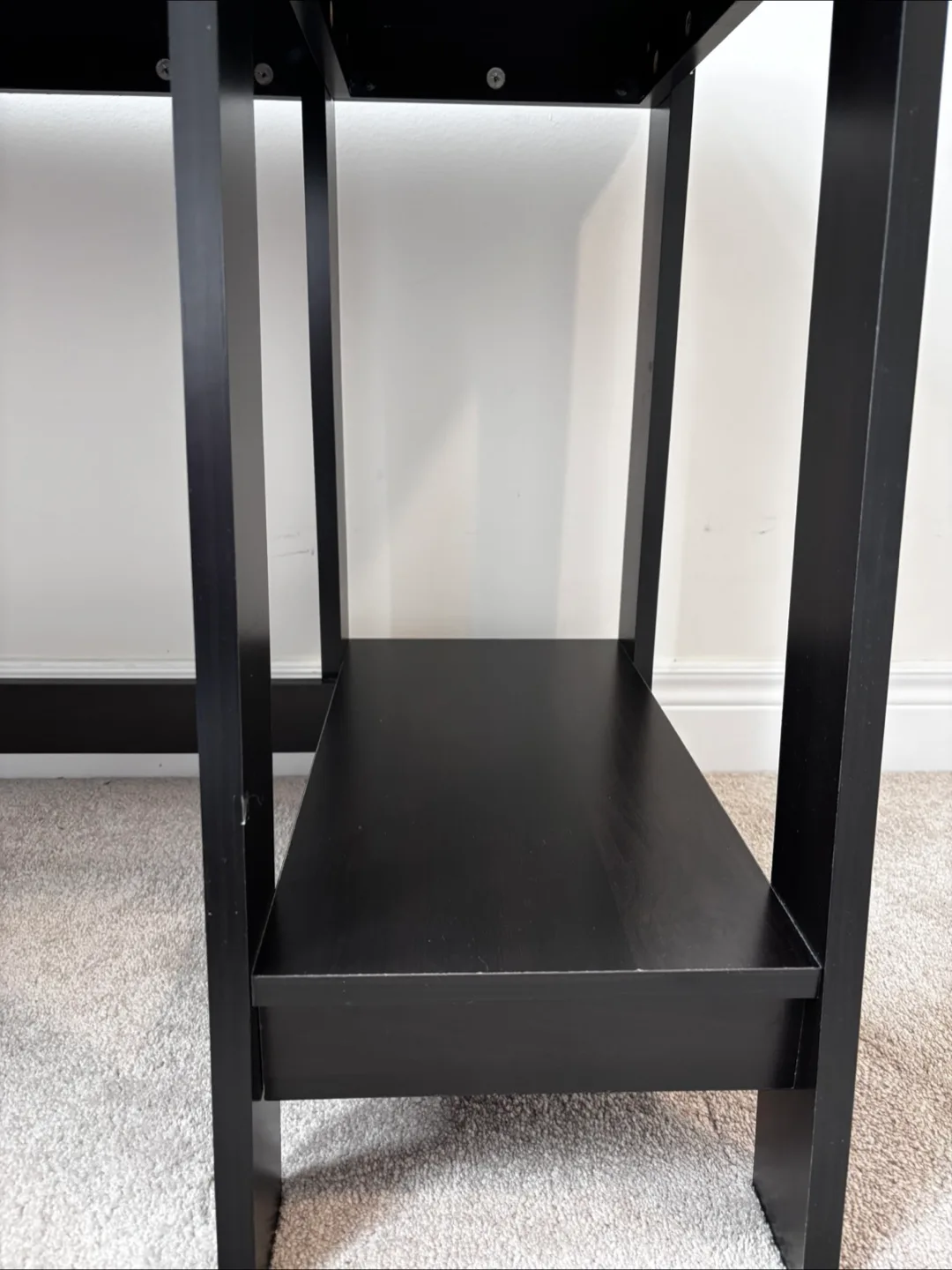 Black Wooden Desk image indicator(4)