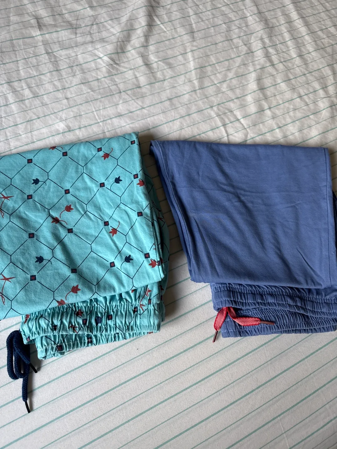 Casual capris thumbnail
