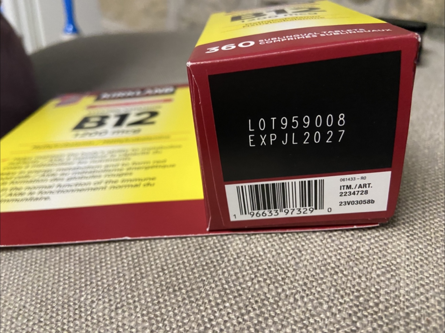 Kirkland Signature Vitamin B12 packed pack (360 Tablets) - photo 4