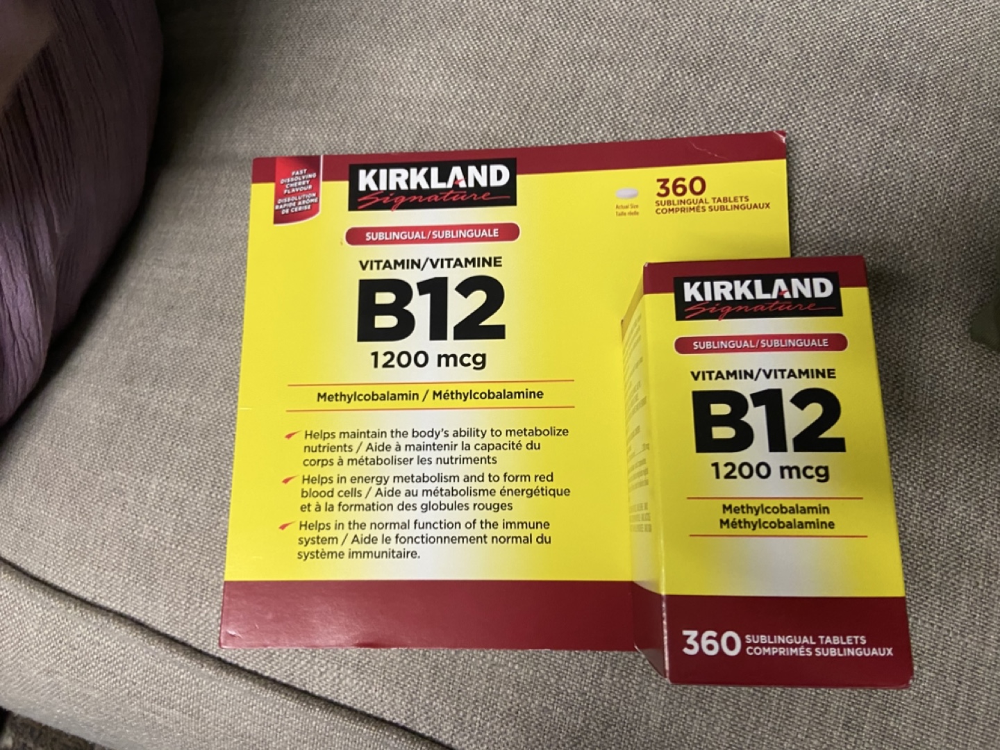 Kirkland Signature Vitamin B12 packed pack (360 Tablets)