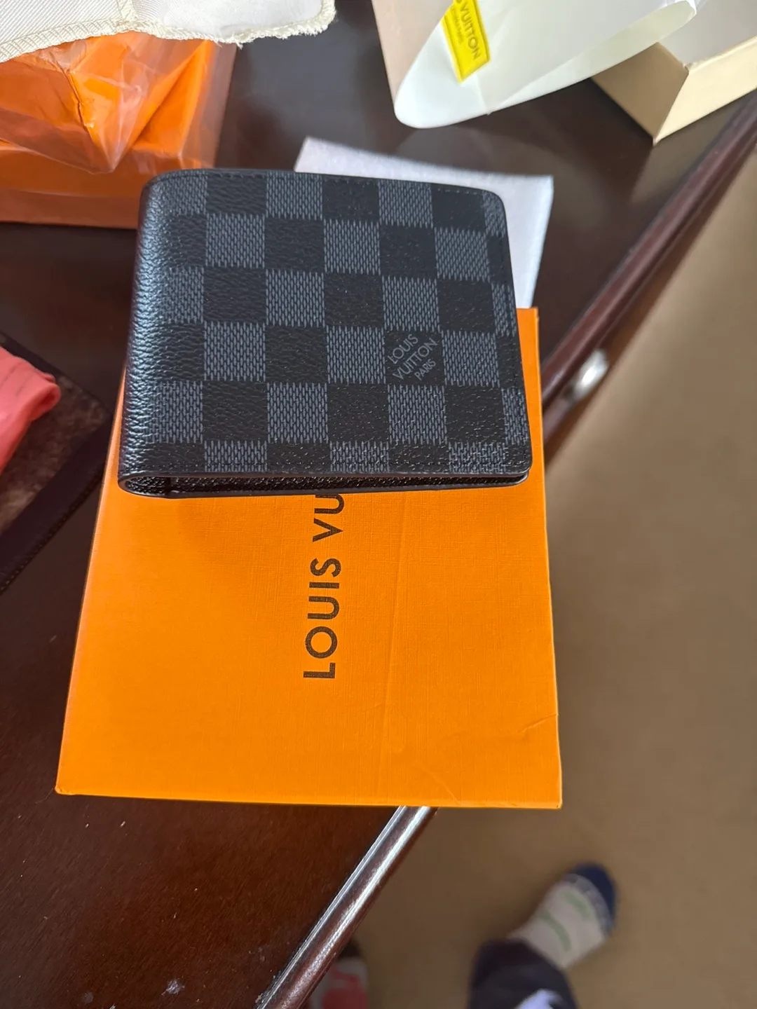 Louis Vuitton Wallet image indicator(2)