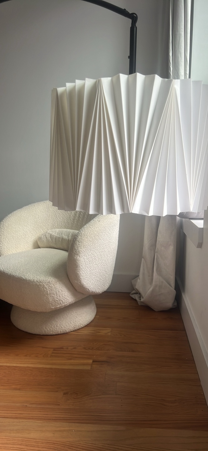 Cozy Swivel Chair - photo 2