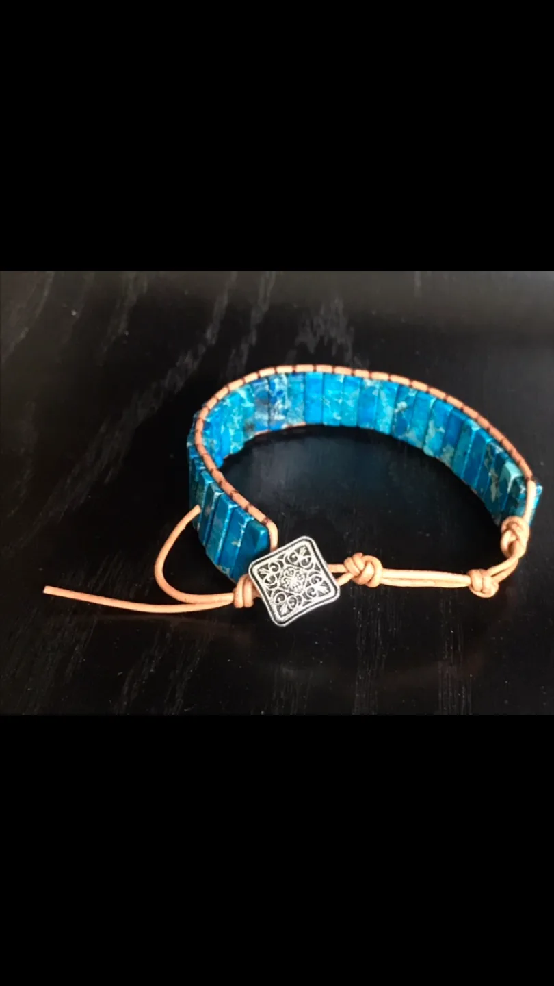 Gorgeous Turquoise & Leather Bracelet w Silver Clasp - Jewelry image indicator(7)