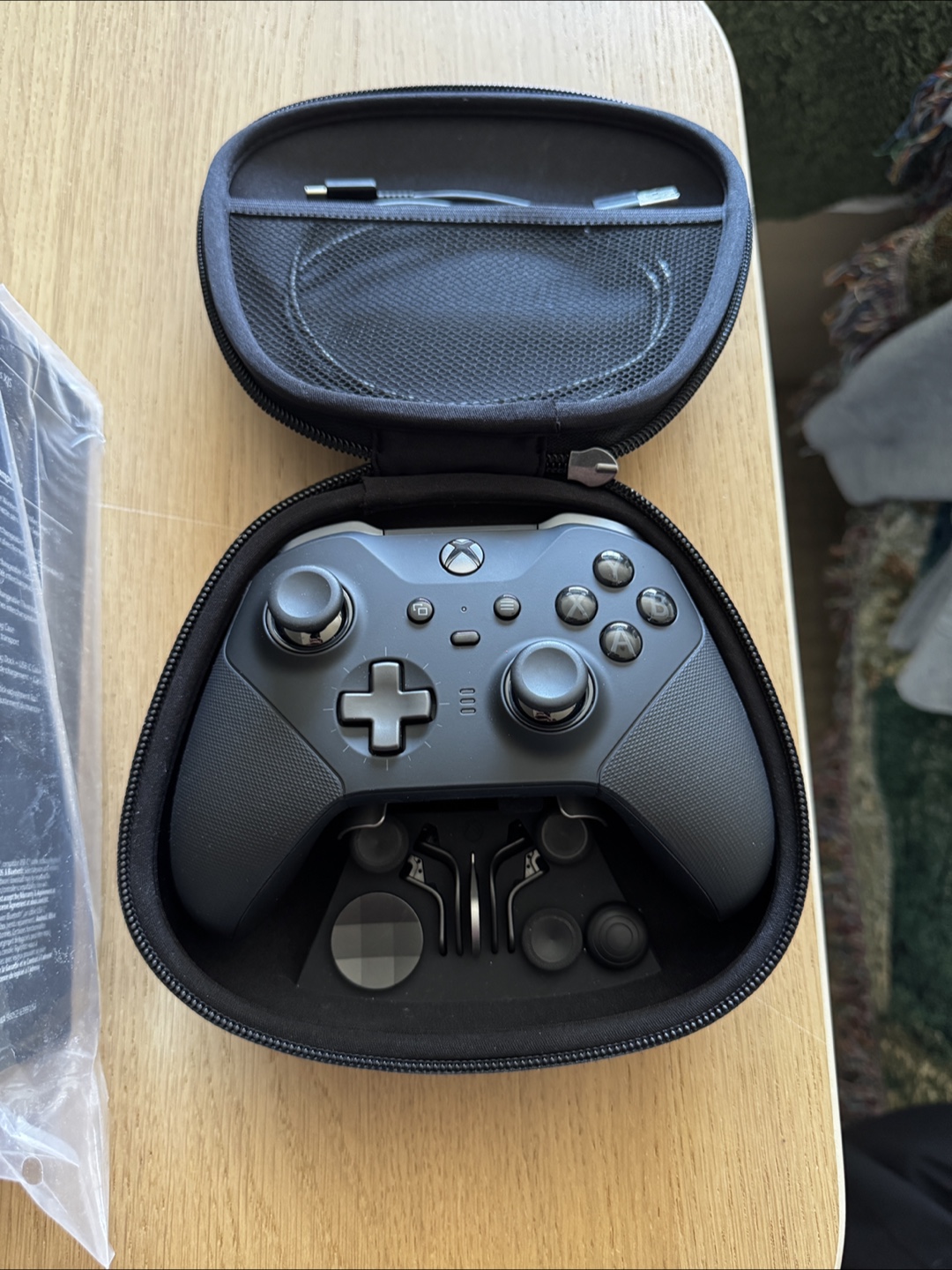 Xbox Elite Series 2 Controller - photo 3