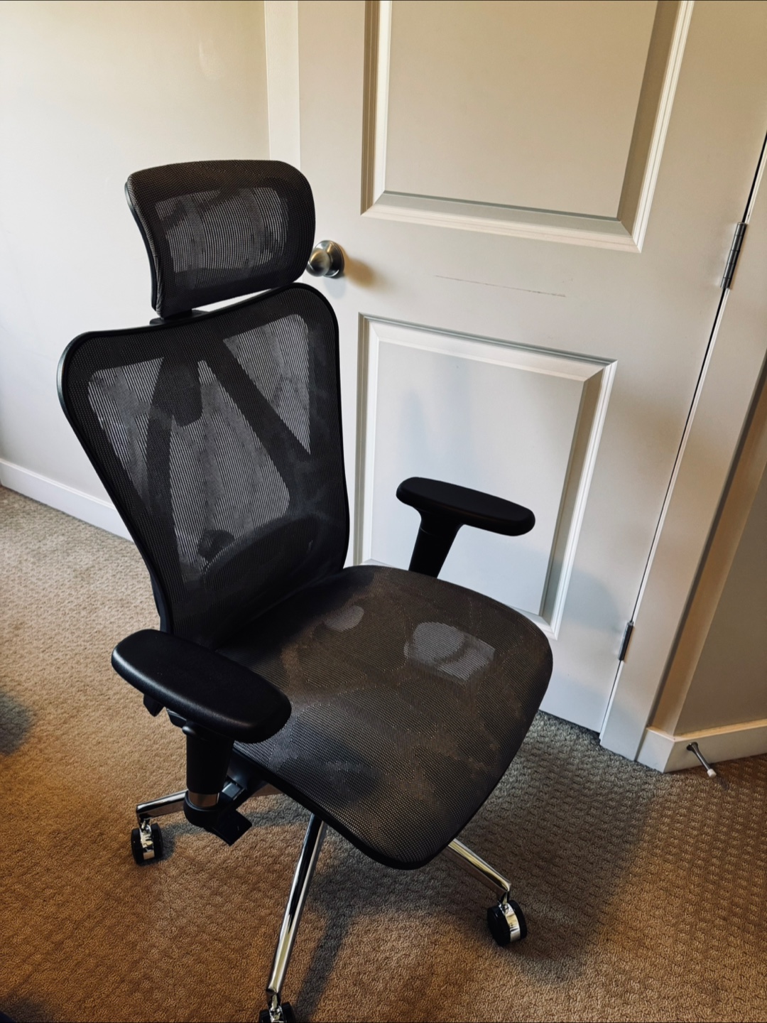 Ergonomic Office Chair – Black – BRAND NEW / NEVER USED - photo 4