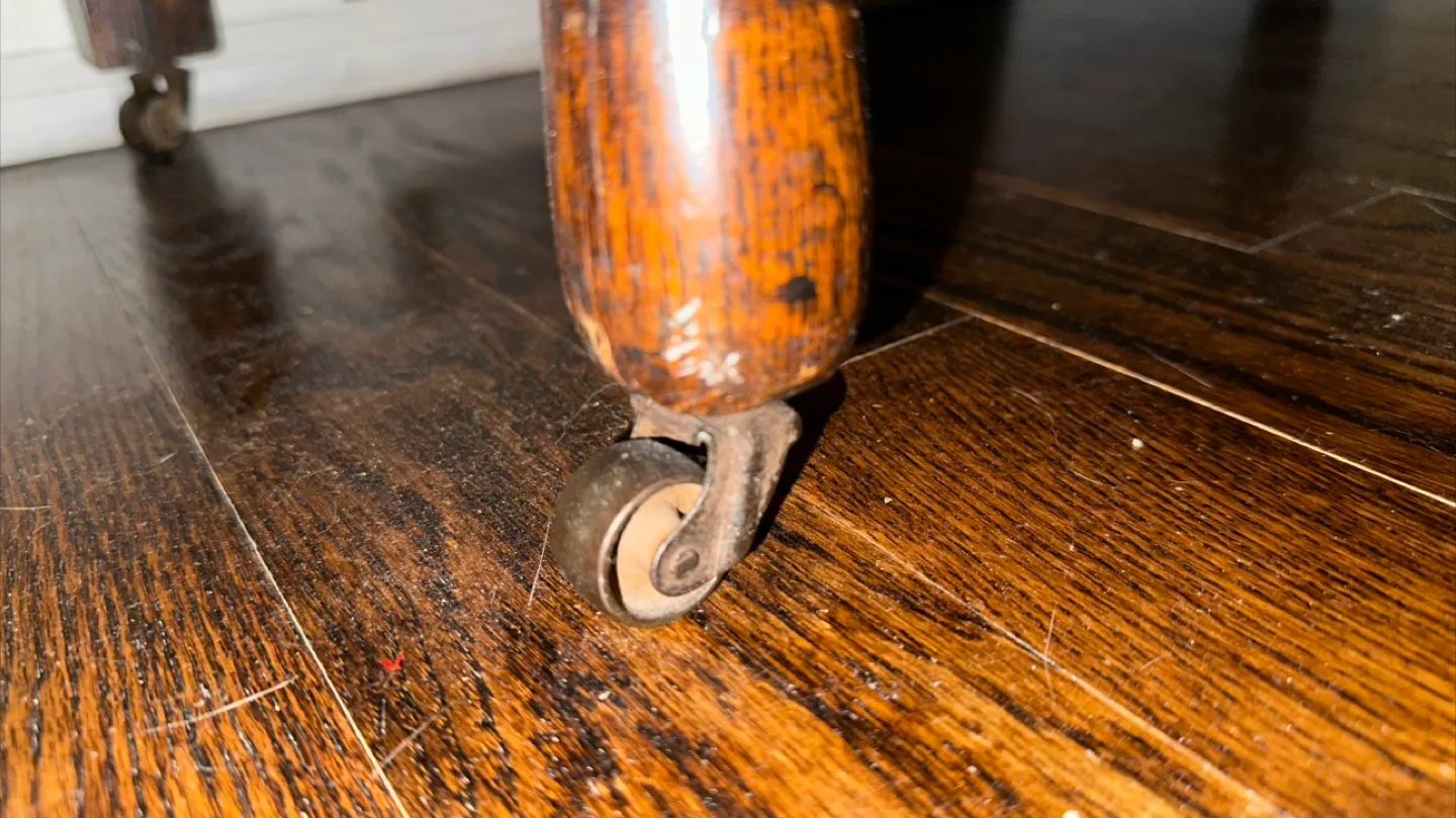 Vintage dresser and bed frame set image indicator(4)