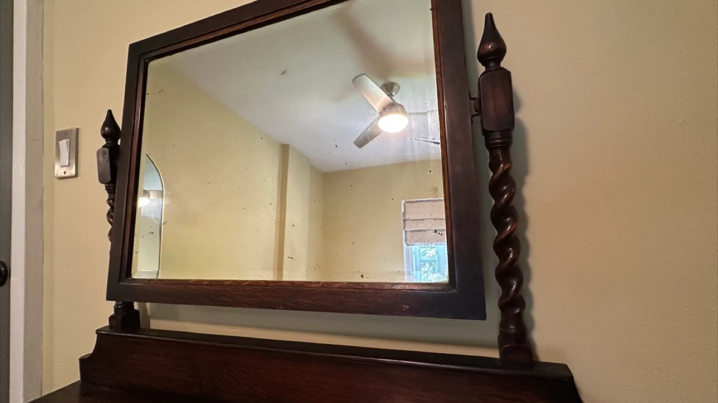 Vintage dresser and bed frame set image indicator(2)