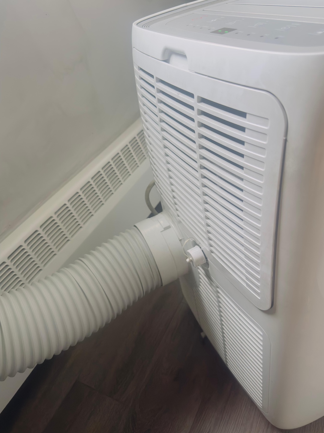 Portable Air Conditioner - photo 3