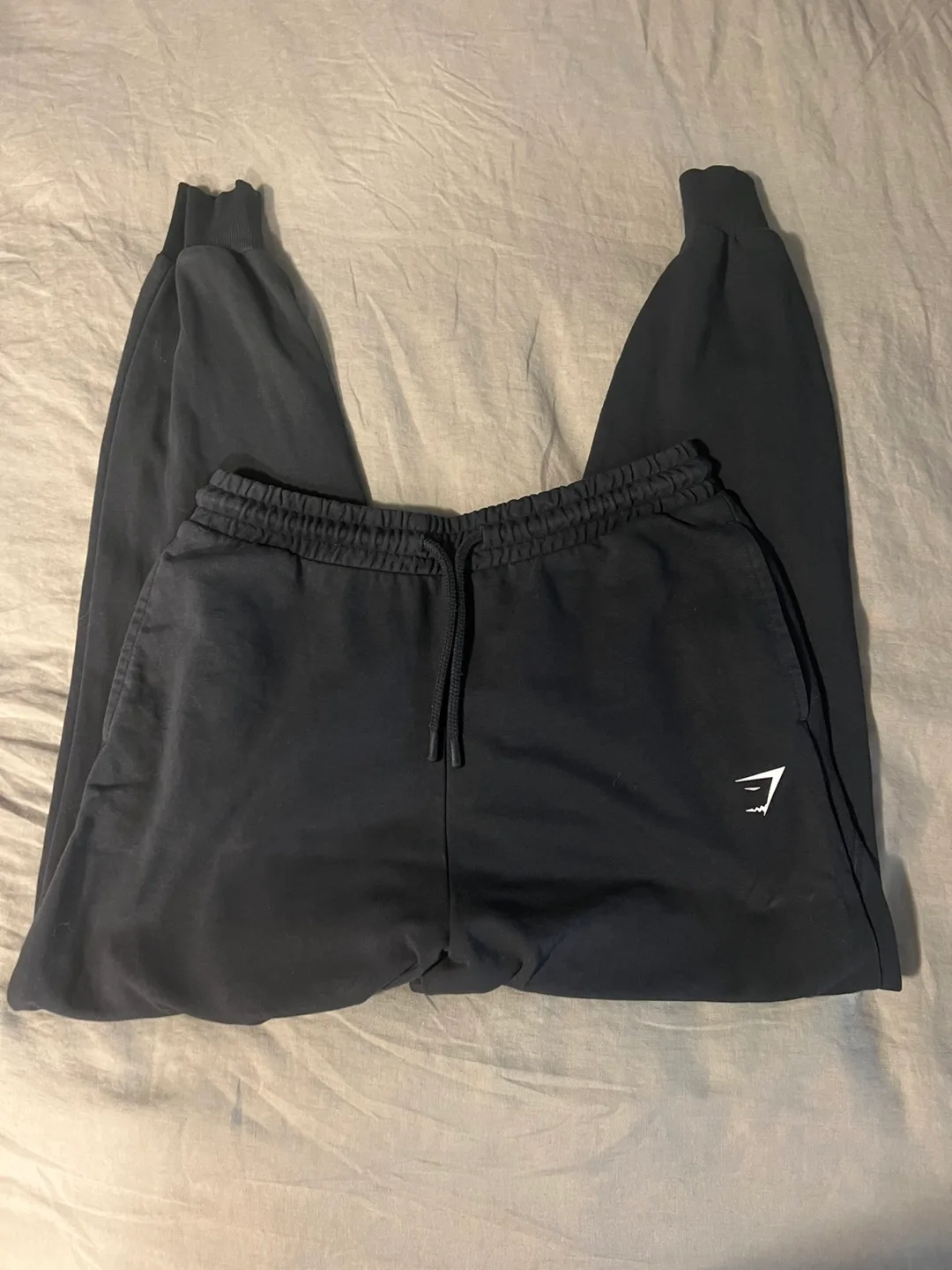 Gymshark sweatpants - medium image indicator(2)
