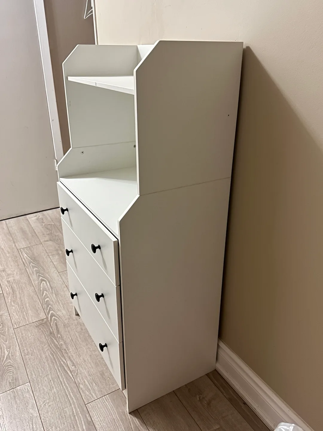 White Wooden Chest of Drawers image indicator(3)