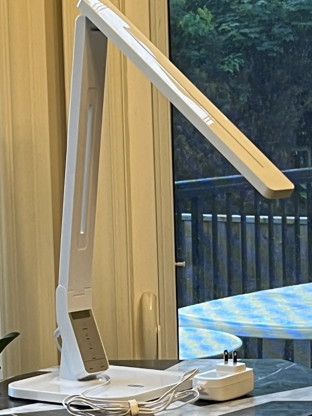 Table lamp image indicator(2)