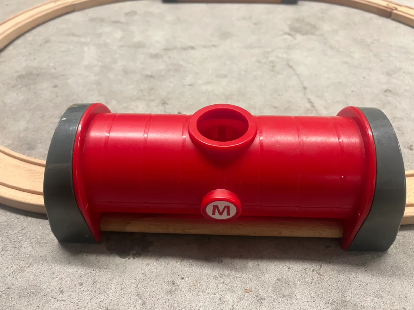 BRIO Railway Set with Station image indicator(2)