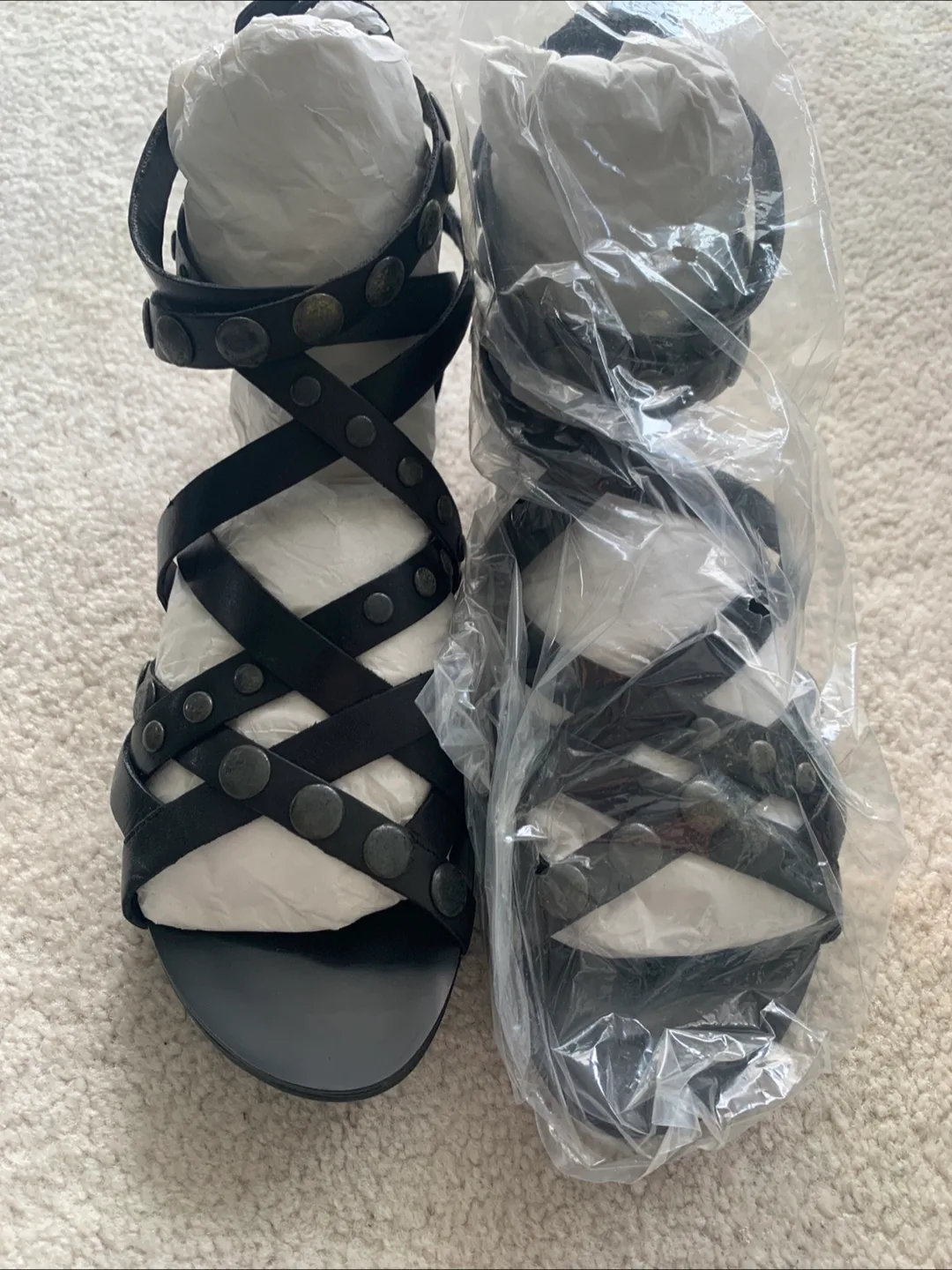 Kenneth Cole Reaction Sandals thumbnail