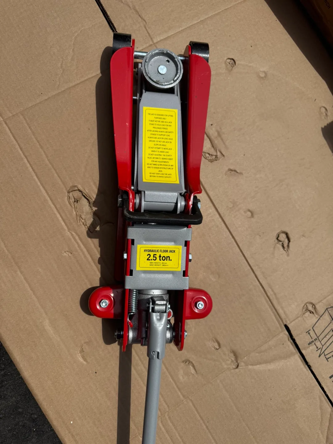 LOW PROFILE HYDRAULIC JACK 2.5 TONS thumbnail