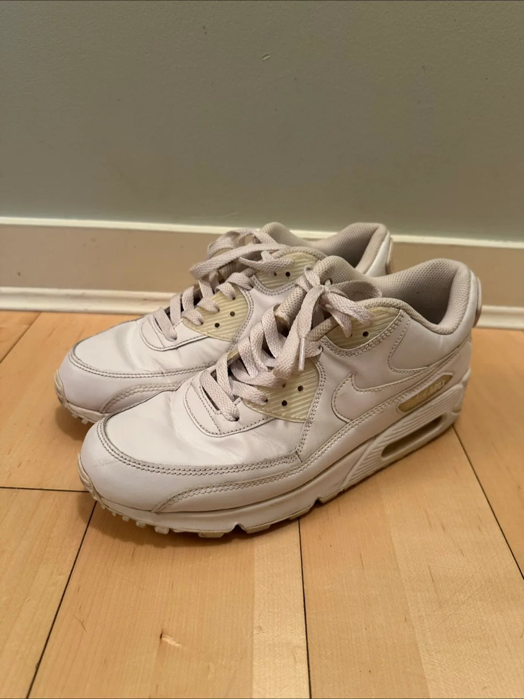 Nike Air Max 90 Sneakers thumbnail