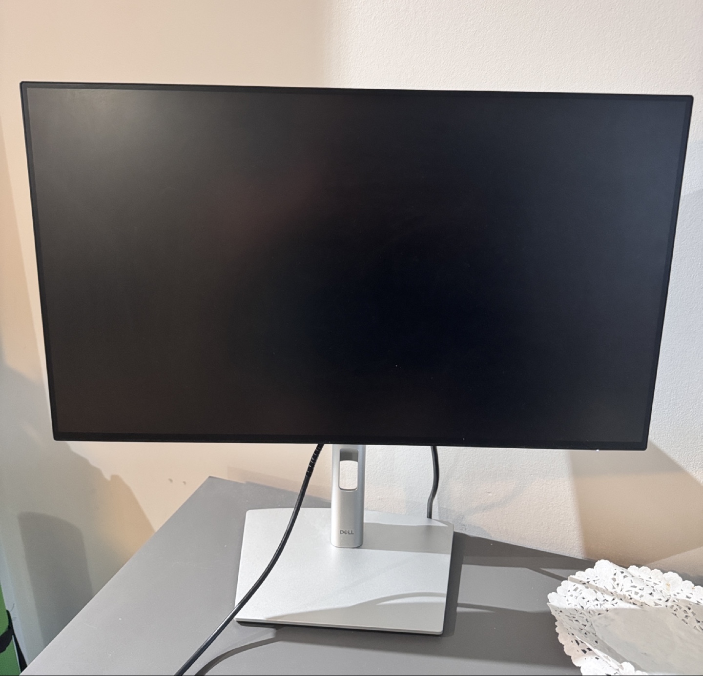 Dell UltraSharp 24" Hub Monitor - (U2424HE)