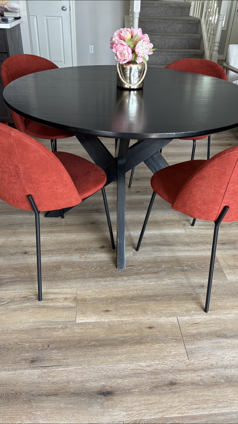 Modern Round Dining Table with Chairs