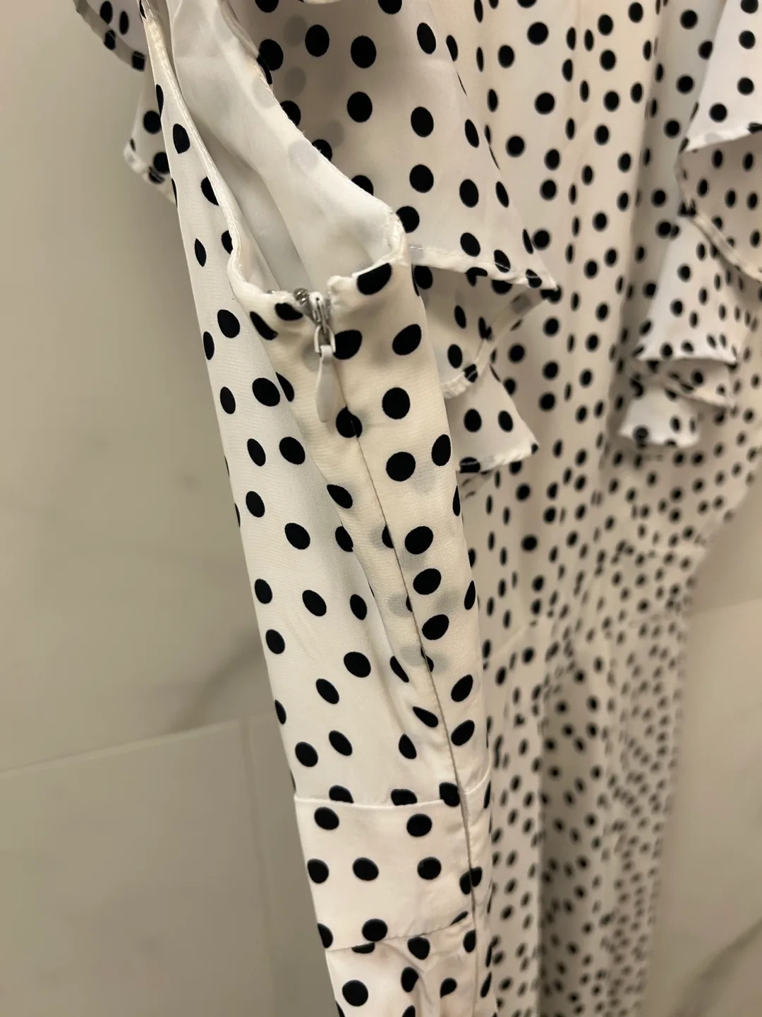 Super Feminine Polka Dot Dress (8) image indicator(3)