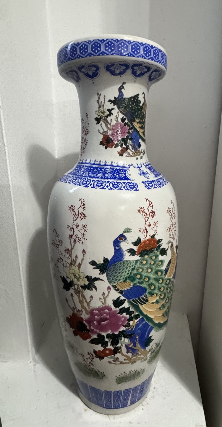 Vintage Peacock Porcelain Vase - photo 2