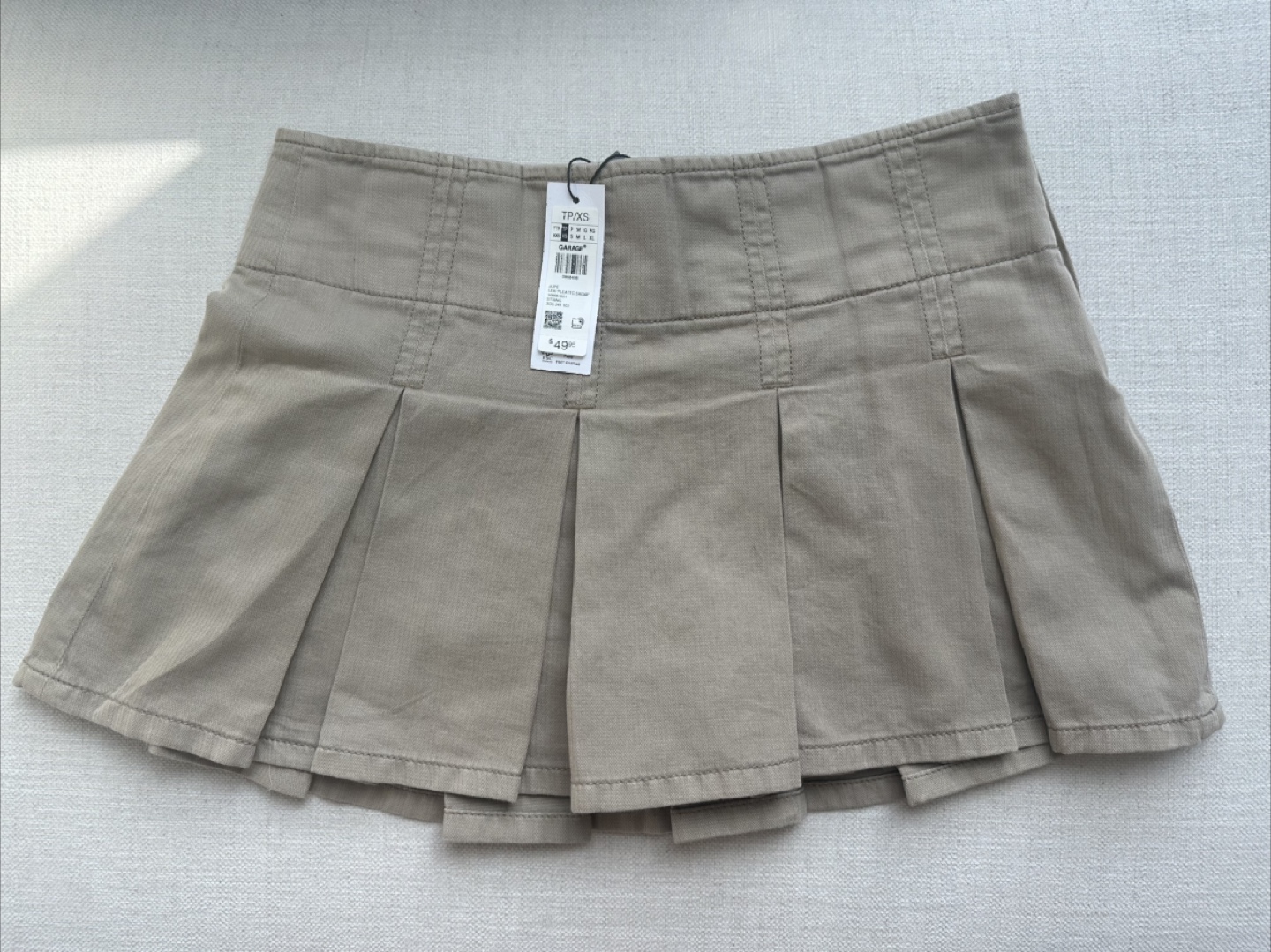Garage Lexi Pleated Skort Size XS NWT - photo 2