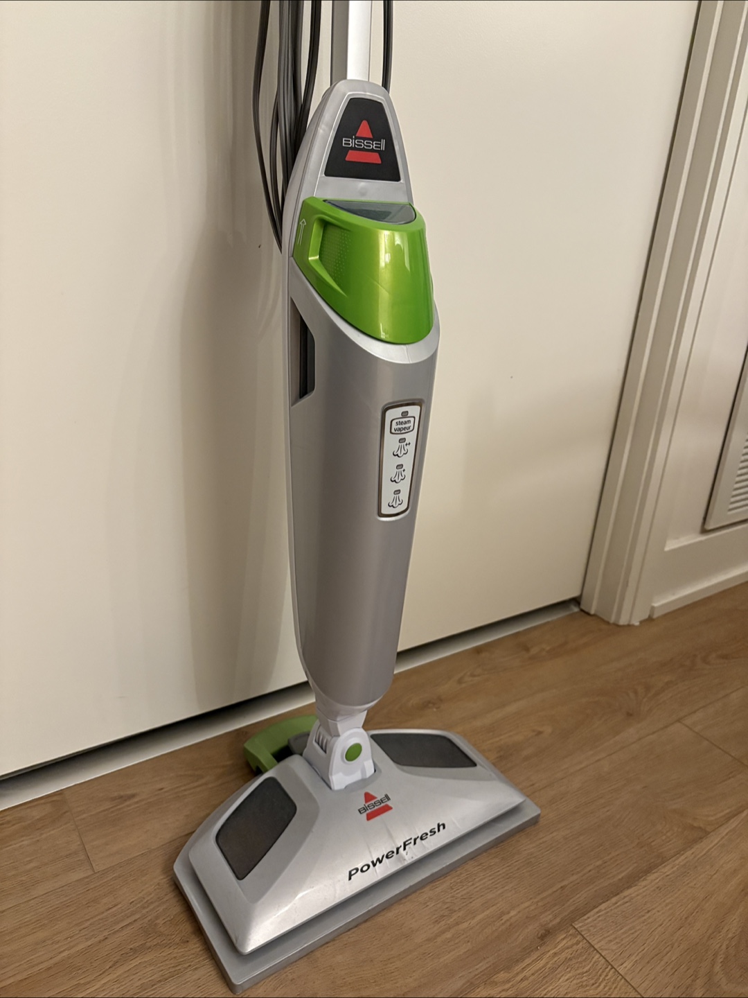 Bissell PowerFresh Steam Mop - photo 2