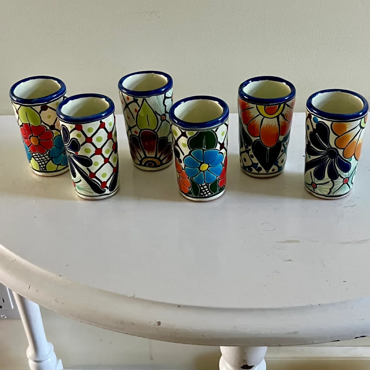 6 Handpainted Mexican pottery shot glasses image indicator(5)