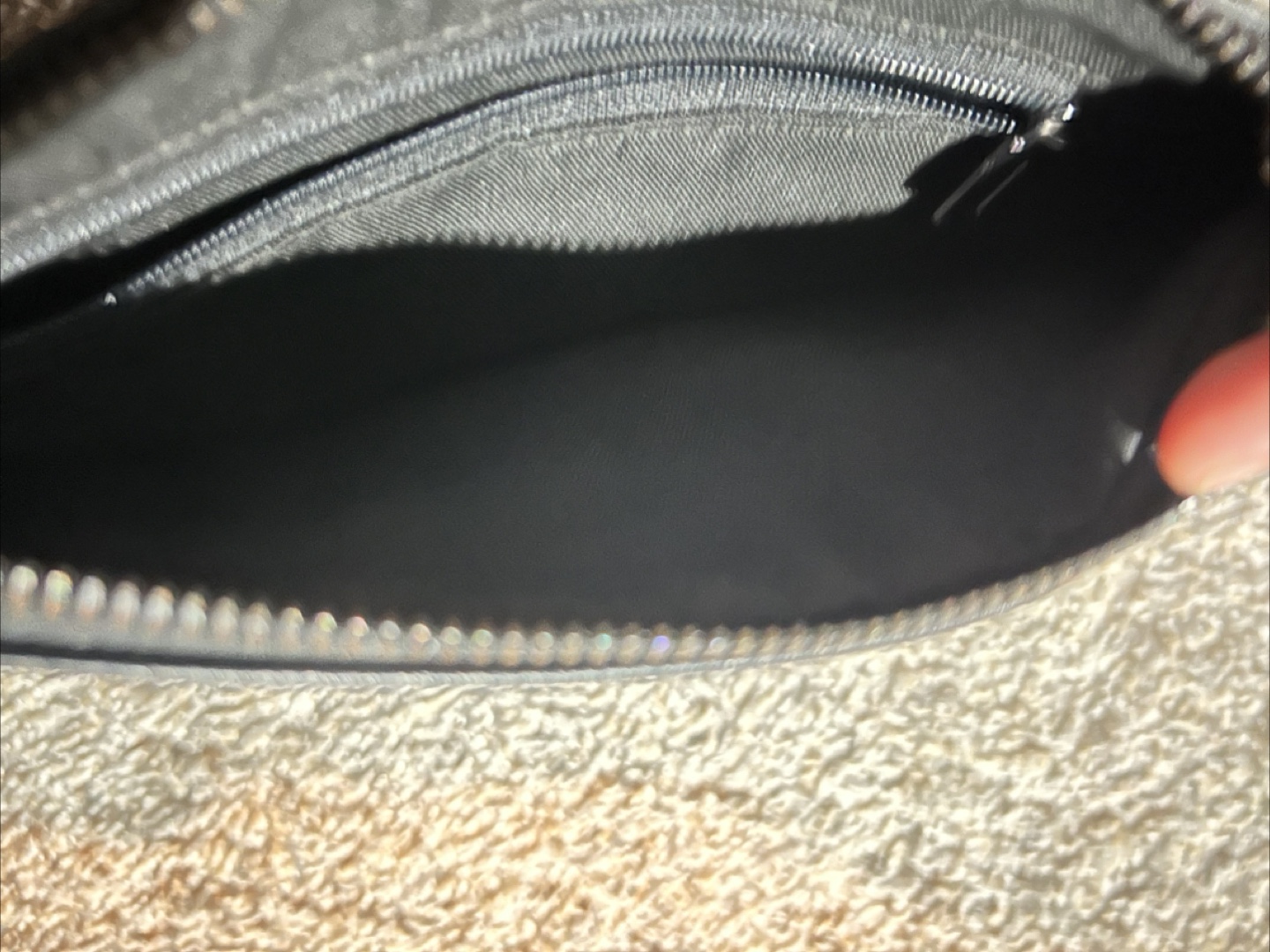 GUESS Black Wristlet - photo 2