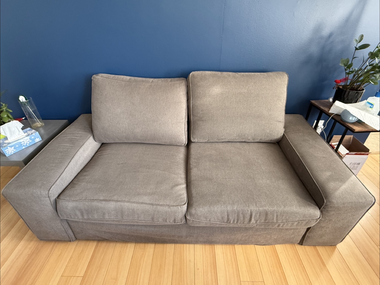 Two-seater sofa