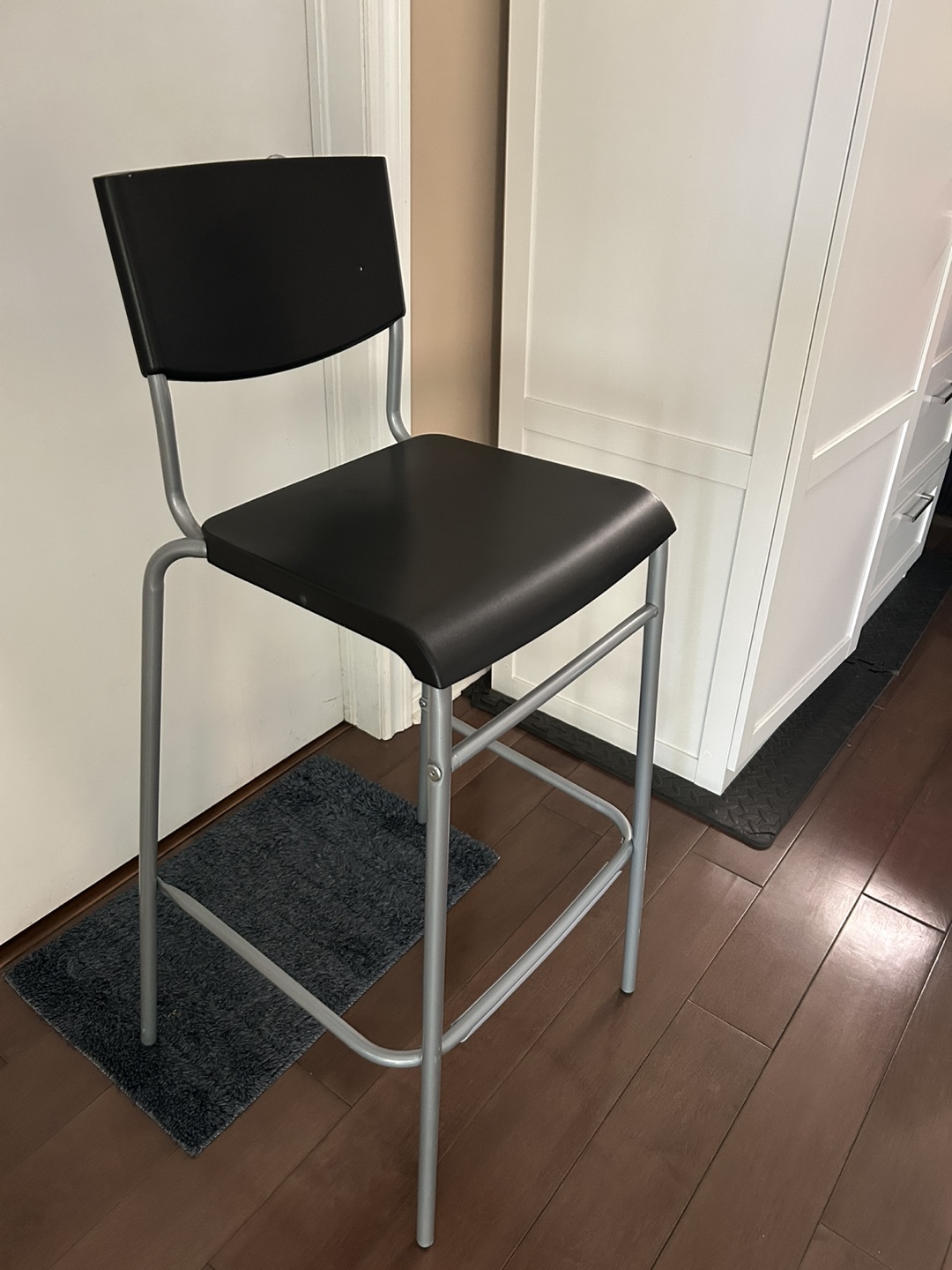 IKEA Bar Stool - photo 3