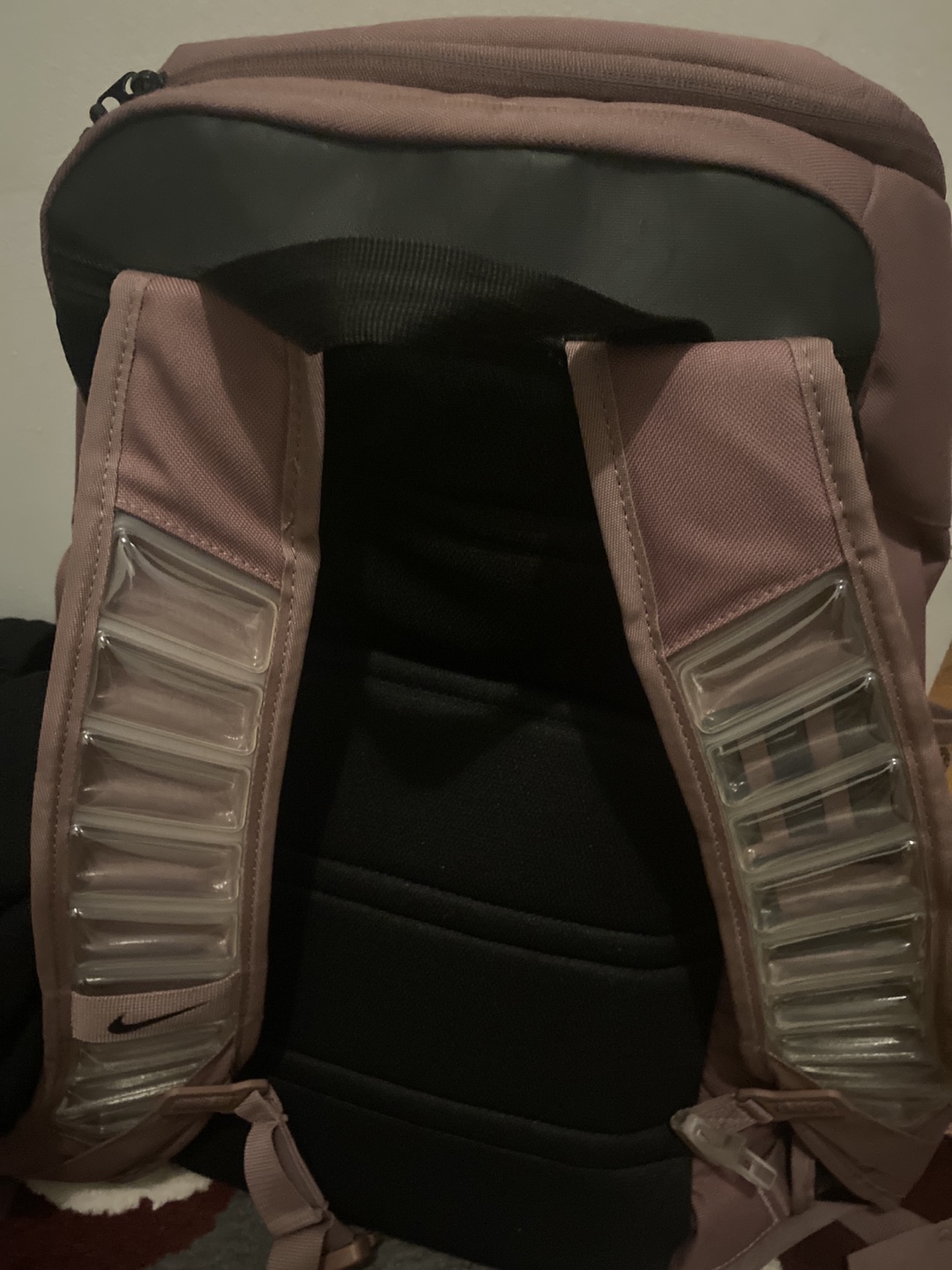 Pink Backpack 🥕💚