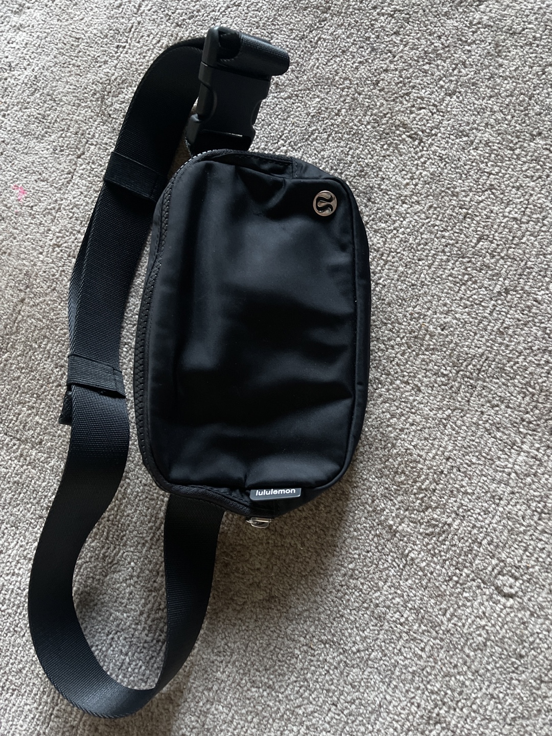 Lululemon Black Sling Bag - photo 3
