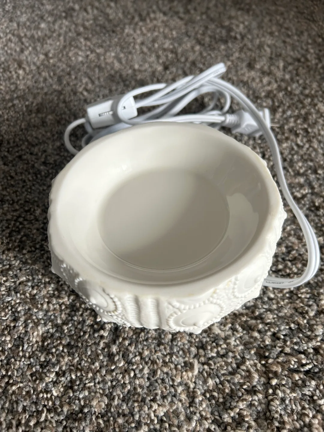 Scentsy Sea Urchin Ceramic Wax Warmer image indicator(3)