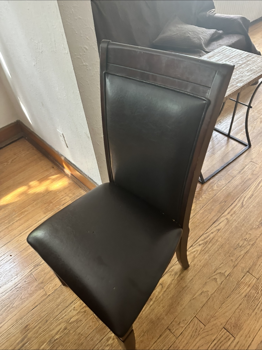Big table and some chairs , can’ still serve very well