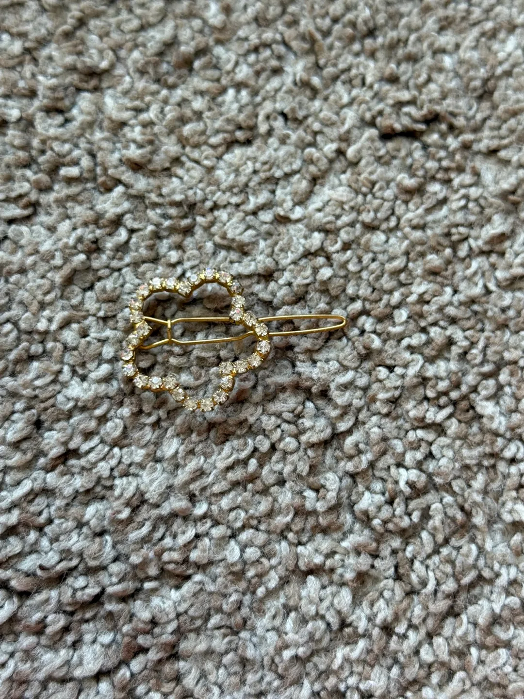 Gold Flower Hair Clip thumbnail