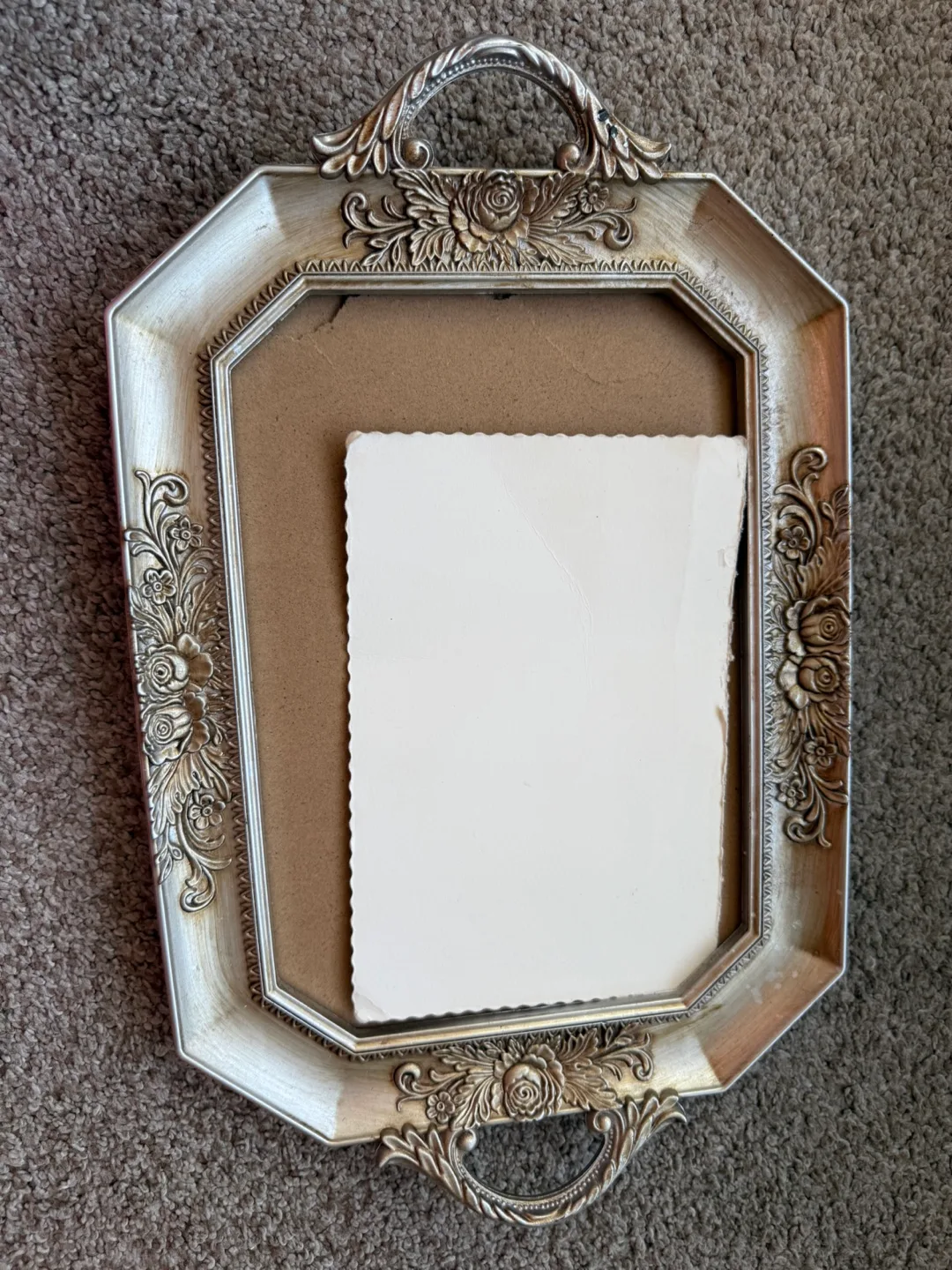 Decorative silver frame with handle thumbnail