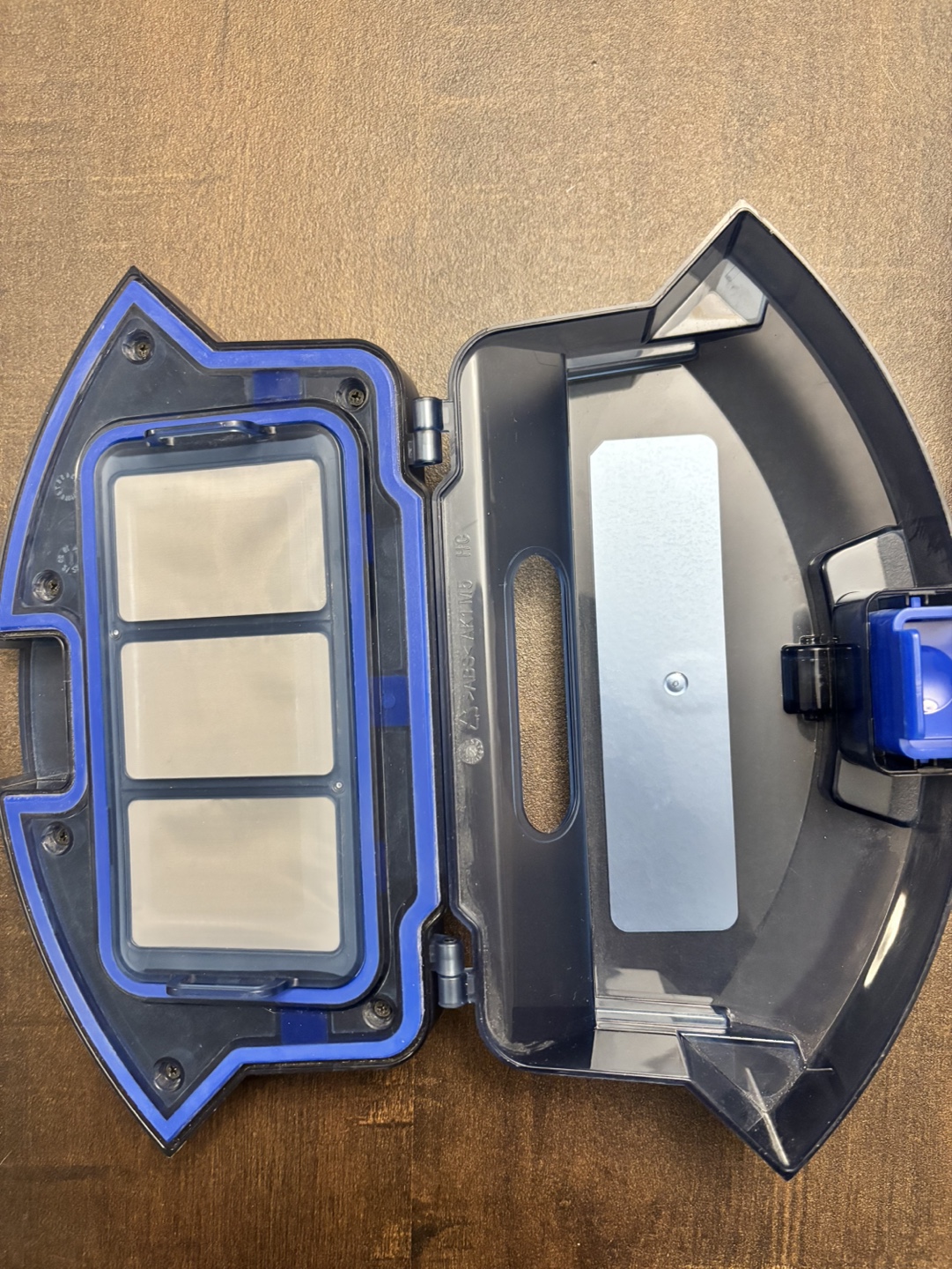 Eufy RoboVac 11S Vacuum Cleaner and Charging Station - photo 3