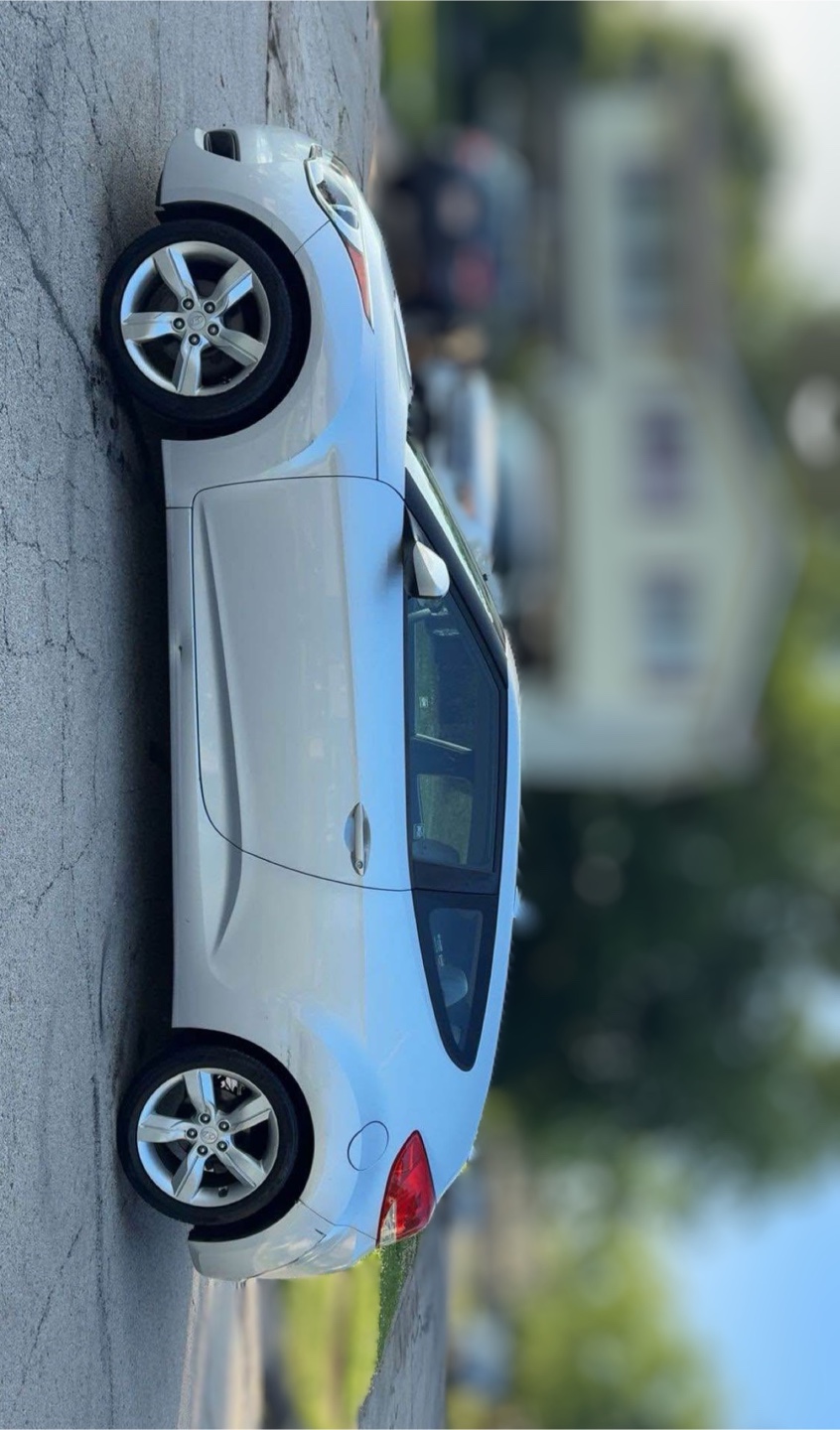 LOW MILES 92k Silver Hyundai Veloster NO RUST - photo 4