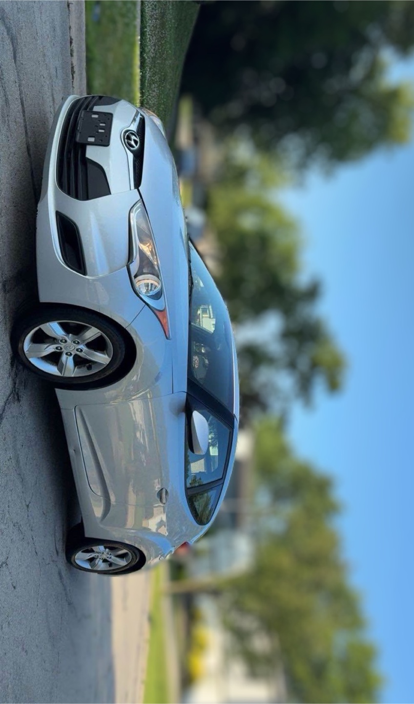 LOW MILES 92k Silver Hyundai Veloster NO RUST