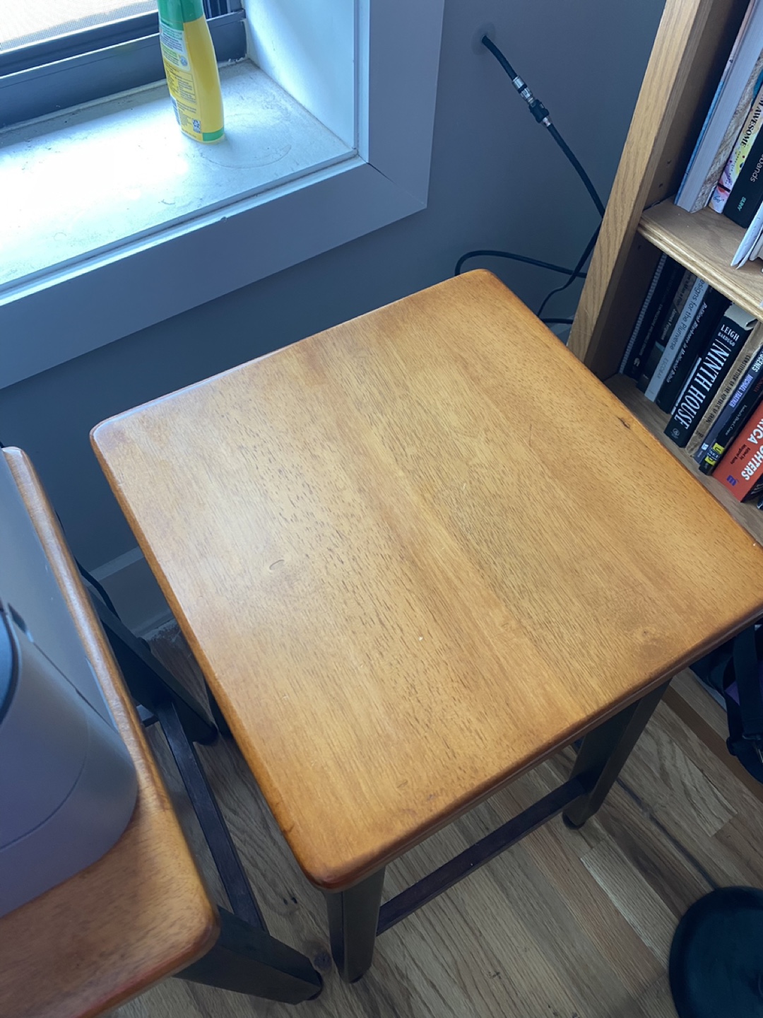 Two Wooden bar stools - photo 2